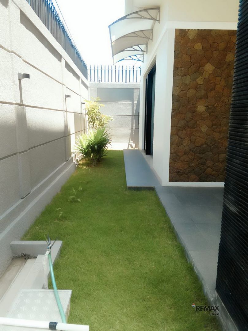 WhatsApp Image 2026-04-08 at 19.16.13 (Copy)