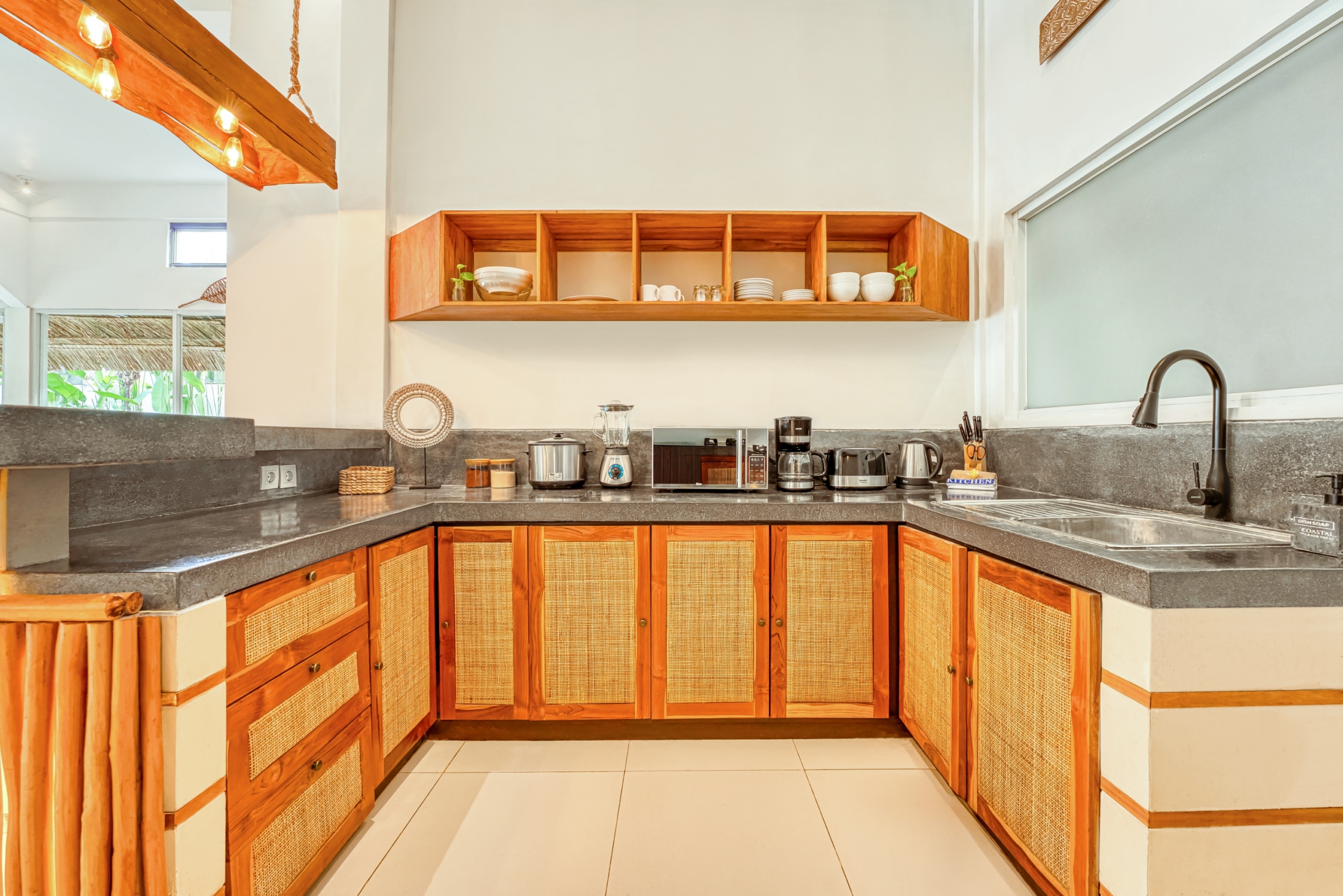 NPA05284_HDR
