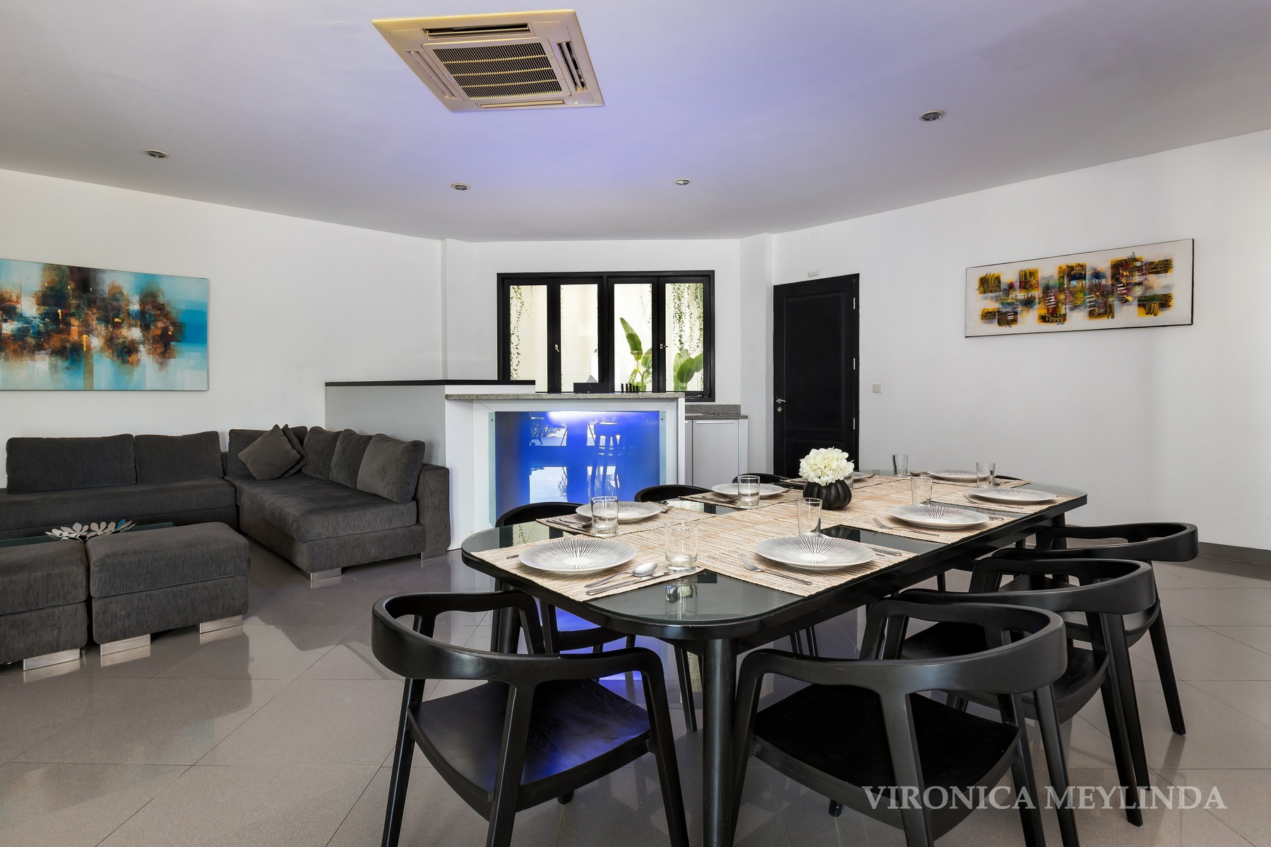Ocean Height Dining B02 (Copy)